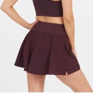Spanx NWT The Get Moving Skort in Plum Size XL